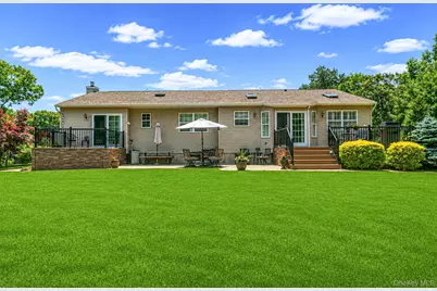 1 Peter Street, Coram, NY 11727 - Photo 30