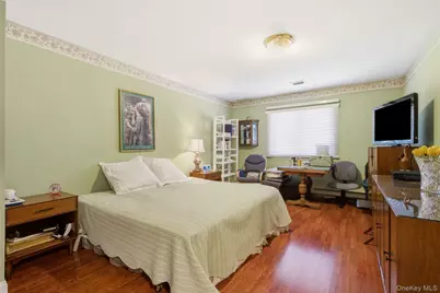 128 Scarlett Drive, Commack, NY 11725 - Photo 20