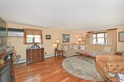 1989 Charles Street, Bellmore, NY 11710 - Photo 20