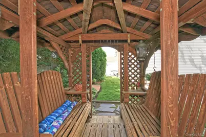 1989 Charles Street, Bellmore, NY 11710 - Photo 32