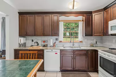 318 Beattie Road, Washingtonville, NY 10992 - Photo 12