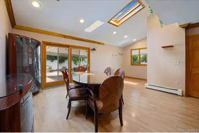 2 Bridge Lane, Hicksville, NY 11801 - Photo 12