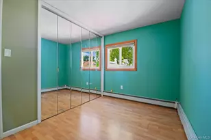 2 Bridge Ln, Hicksville, NY 11801 - Photo 18
