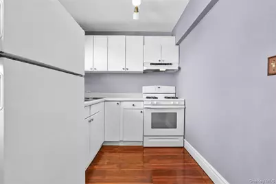 107-17 Metropolitan Avenue, Forest Hills, NY 11375 - Photo 14