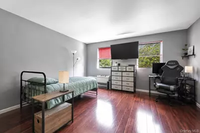 107-17 Metropolitan Avenue, Forest Hills, NY 11375 - Photo 12