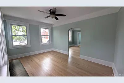 632 Middle Neck Road #2nd Floor, Great Neck, NY 11023 - Photo 4