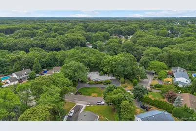 15 Veronica Court, Smithtown, NY 11787 - Photo 34