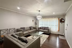 89 Bruce Ave, Hicksville, NY 11801 - Photo 12