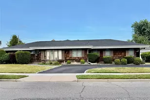 89 Bruce Ave, Hicksville, NY 11801 - Photo 6
