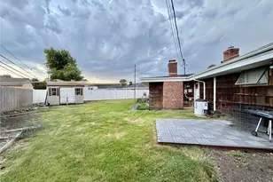 89 Bruce Ave, Hicksville, NY 11801 - Photo 22