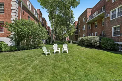 22 Hamilton Place #I3, Garden City, NY 11530 - Photo 28
