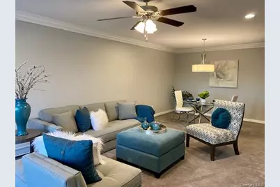 1593 August Road #1634, North Babylon, NY 11703 - Photo 4
