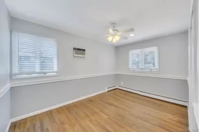 279 Haven Avenue, Ronkonkoma, NY 11779 - Photo 14