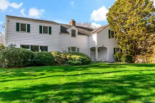 1050 Knollwood Rd, White Plains, NY 10603 - Photo 2