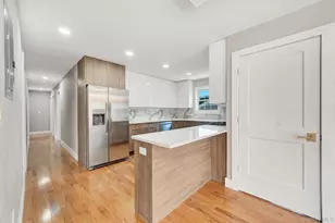 139-18 250th St, Rosedale, NY 11422 - Photo 12