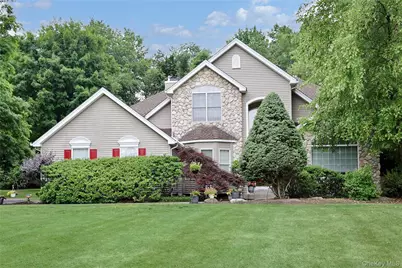 7 Birdie Drive, Suffern, NY 10901 - Photo 1
