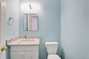 7 Birdie Dr, Suffern, NY 10901 - Photo 16