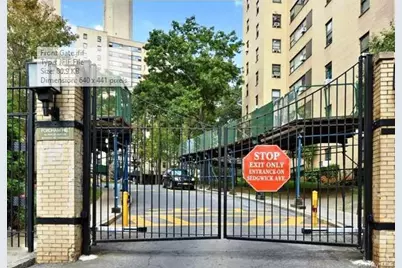 1 Fordham Hill Oval #2E, Bronx, NY 10468 - Photo 2