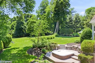 91 Woodhollow Ct, Muttontown, NY 11791 - Photo 26