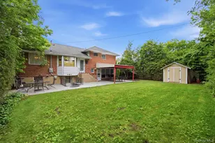 71 Parkway Dr, Syosset, NY 11791 - Photo 26