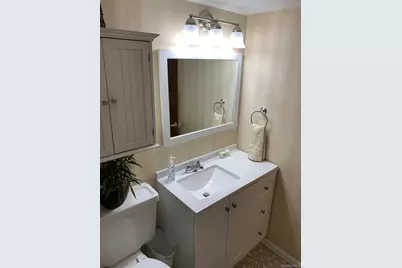 71 Parkway Drive, Syosset, NY 11791 - Photo 22