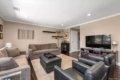 100-70 Baker Court #70, Island Park, NY 11558 - Photo 2