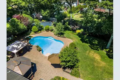 32 Westmoylan Lane, Coram, NY 11727 - Photo 34