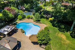 32 Westmoylan Ln, Coram, NY 11727 - Photo 34