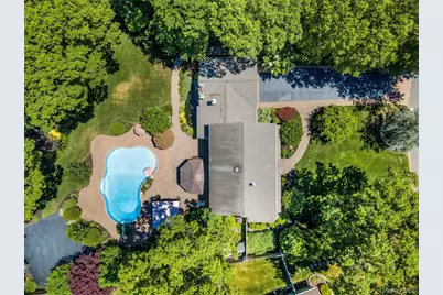 32 Westmoylan Lane, Coram, NY 11727 - Photo 30