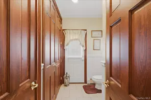 6 Redwood Dr, Dix Hills, NY 11746 - Photo 24