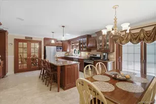 6 Redwood Dr, Dix Hills, NY 11746 - Photo 12