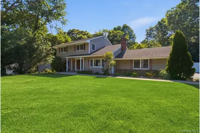 6 Redwood Drive, Dix Hills, NY 11746 - Photo 2