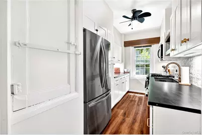 525 W 238th Street #1G, Bronx, NY 10463 - Photo 6
