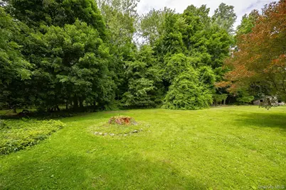 37 Florence Avenue, Fishkill, NY 12524 - Photo 22