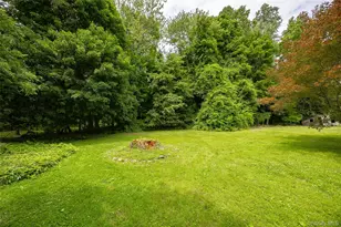 37 Florence Ave, Fishkill, NY 12524 - Photo 22