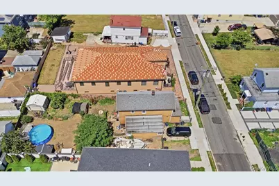 9748 Bristol Avenue, Ozone Park, NY 11417 - Photo 4