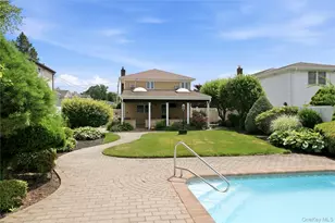 504 Staples St, Farmingdale, NY 11735 - Photo 32