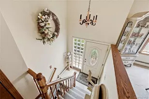 504 Staples St, Farmingdale, NY 11735 - Photo 4