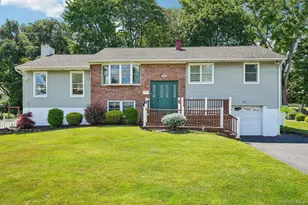 13 Bayview Dr, Stony Point, NY 10980 - Photo 2