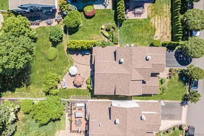 10 Windwatch Drive, Hauppauge, NY 11788 - Photo 38