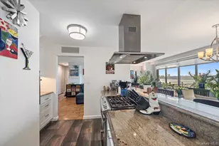 3671 Hudson Manor Terrace, Bronx, NY 10463 - Photo 16