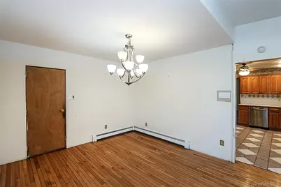 20 E Clearwater Road, Lindenhurst, NY 11757 - Photo 16