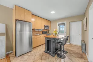 20-15 36th St, Astoria, NY 11105 - Photo 6