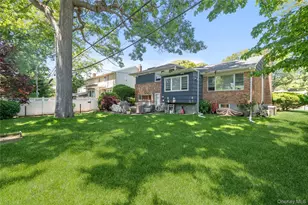 128 Atkinson Rd, Rockville Centre, NY 11570 - Photo 38