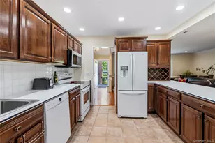 128 Atkinson Rd, Rockville Centre, NY 11570 - Photo 12