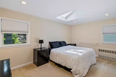 128 Atkinson Road, Rockville Centre, NY 11570 - Photo 18