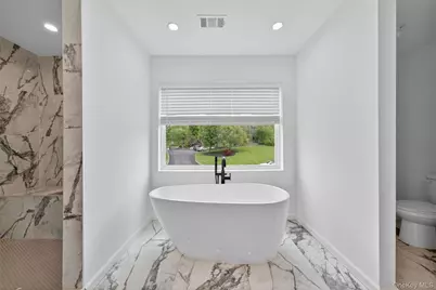 66 Pin Oak Drive, New Windsor, NY 12553 - Photo 24