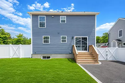 25 First Street W, Patchogue, NY 11772 - Photo 4