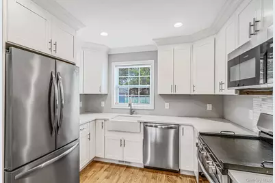 25 First Street W, Patchogue, NY 11772 - Photo 12