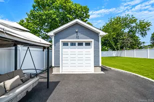 25 First Street W, Patchogue, NY 11772 - Photo 8